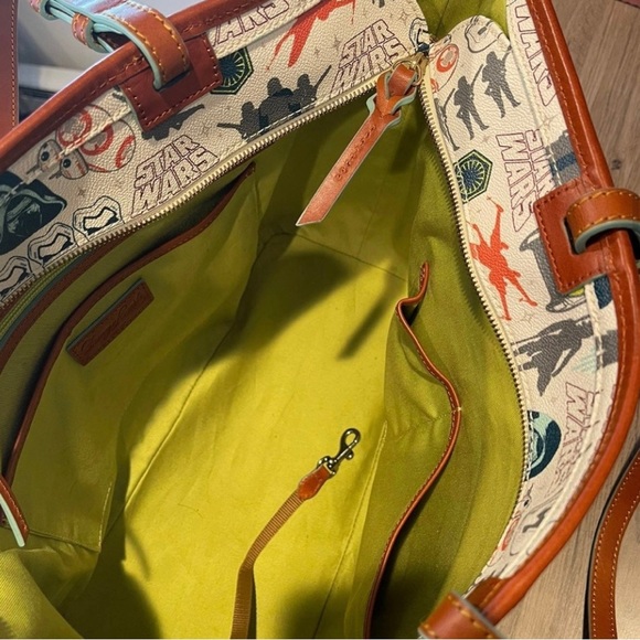 **PRICED TO SELL!!** Dooney & Bourke Star Wars Leather Bag! Star War Lovers!!! - Picture 6 of 9